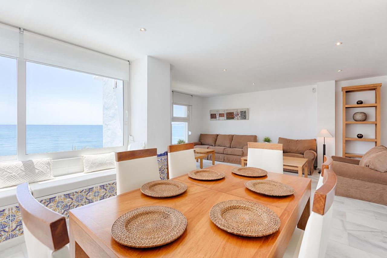 Front Sea View Apartment 埃斯特波纳 外观 照片