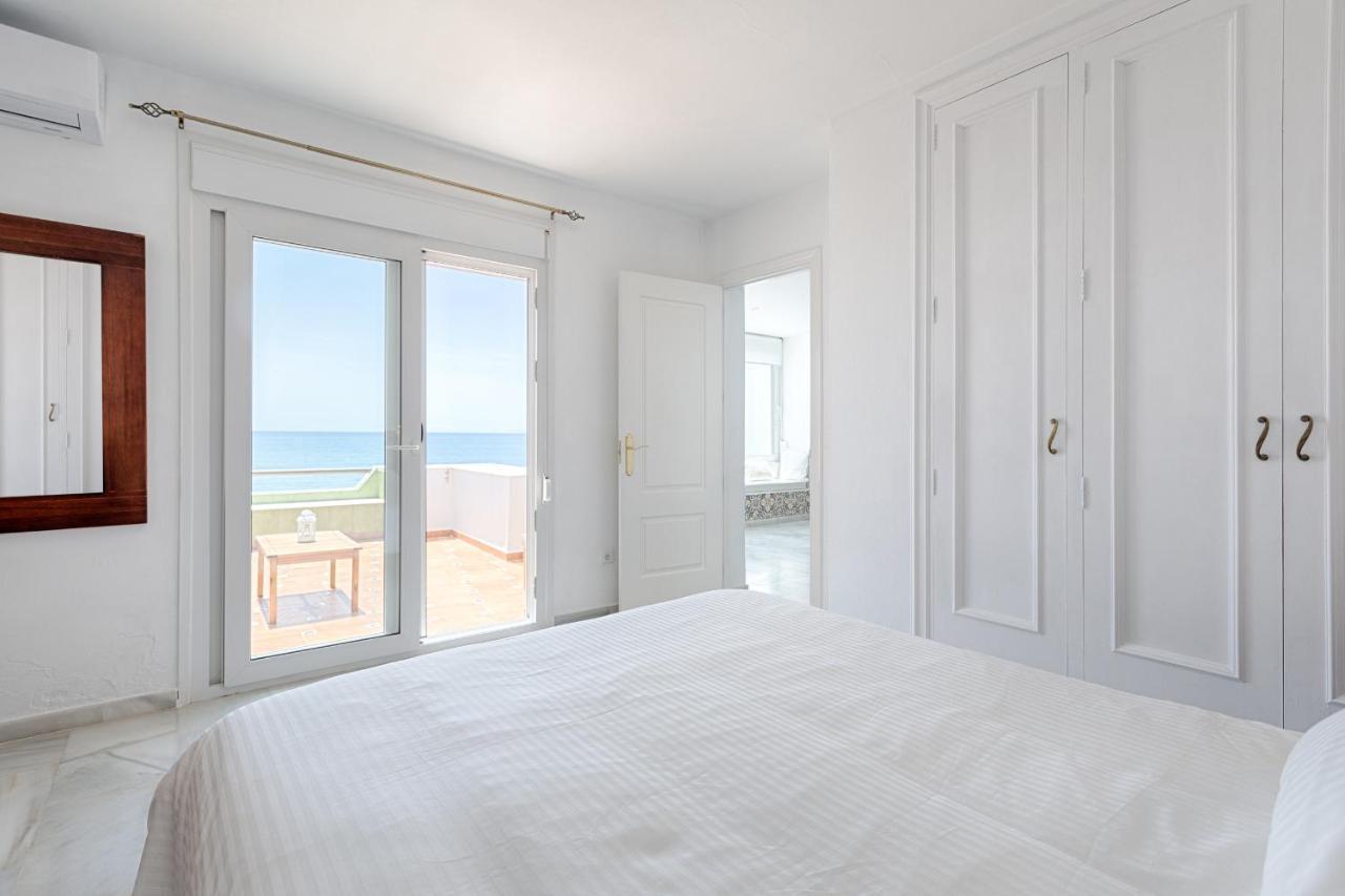 Front Sea View Apartment 埃斯特波纳 外观 照片
